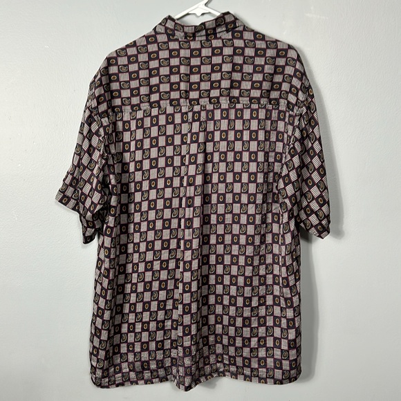 Men’s Cambridge Classic Mervyn Silk Shirt Hugh Hefner Style size M vintage - Picture 8 of 11